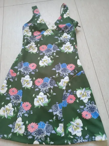 Vestido curto de brim estampado