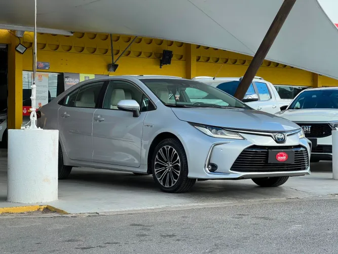 Toyota Corolla Altis Prem. Hybrid 1.8 Flex AUT 2020
