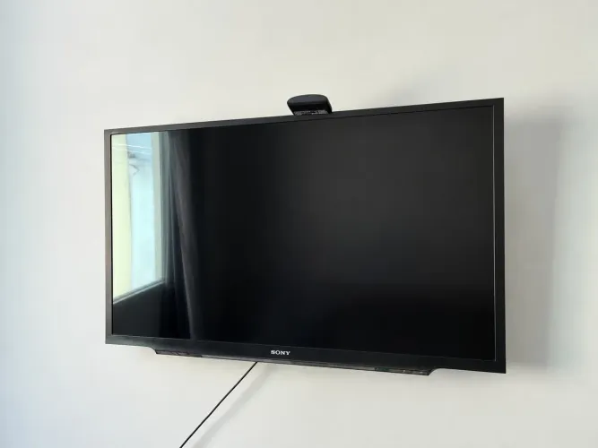 TV SONY 32 POLEGADAS + ROKU