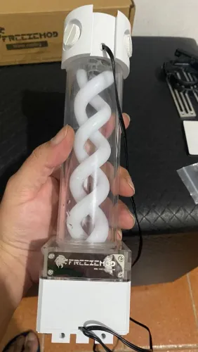 Vendo bomba e reservatório freezemod 