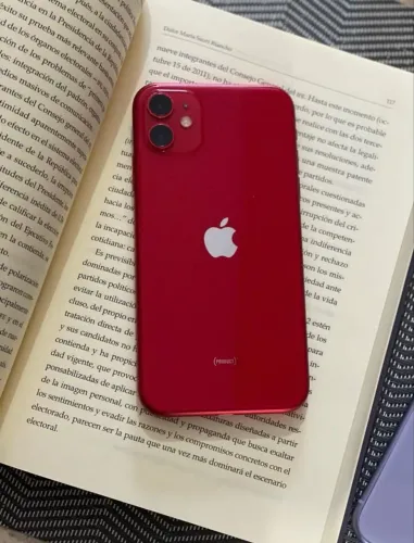 iPhone 11