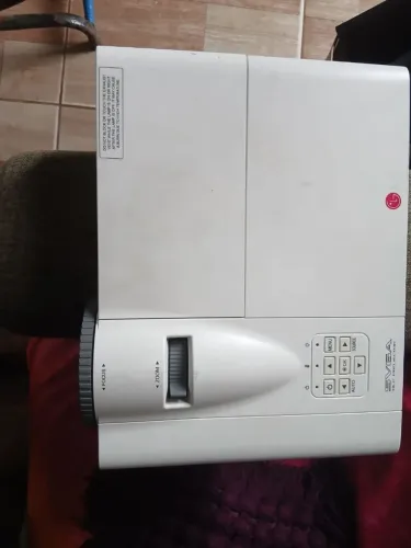 PROJETOR LG BE-320 SE ENTRADA VGA