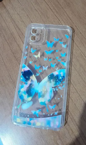 Capinha samsung A04 nova nunca usado não deu no meu celular comprei pela Internet 