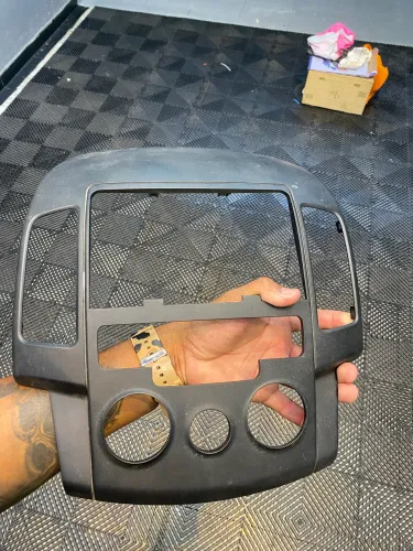 Moldura multimídia i30