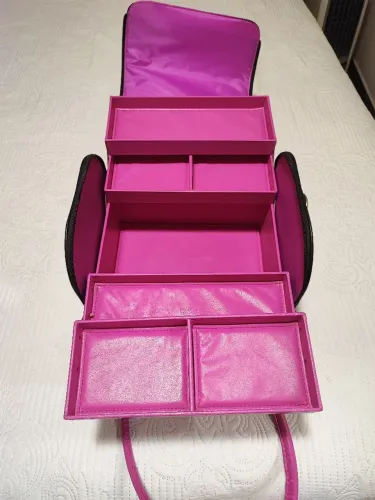 Maleta de maquiagem AVON 