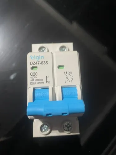DISJUNTOR de C20 Amperes - Elgin - NOVO