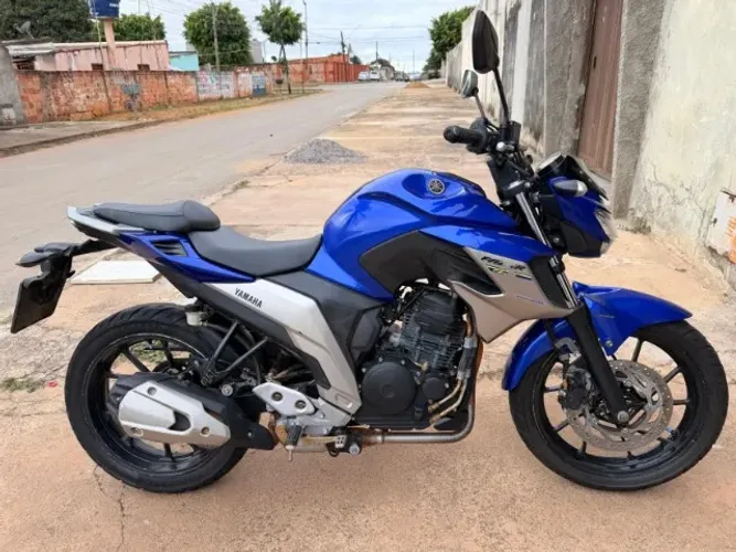 Yamaha FZ25 250 FAZER FLEX 2020 - R$ 15.900,00