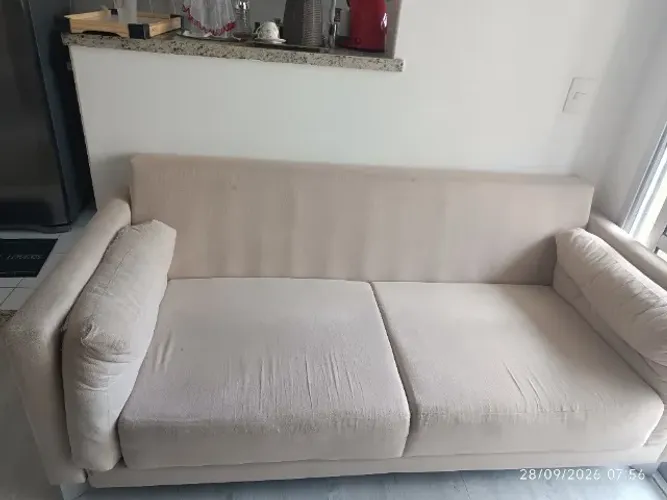 Sofá de 2 lugares 2 metros