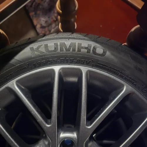 Rodas aro 15 com pneus 0km