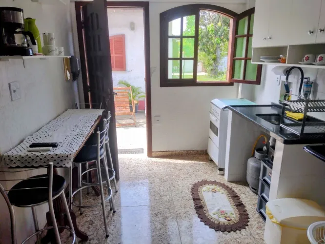 Kitnet em Boqueirão Saquarema, aluga-se para temporada, feriados e fds.
