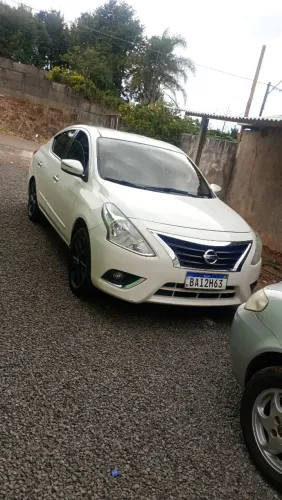 Nissan Versa Unique 1.6 16V Flex 4P Mec. 2016