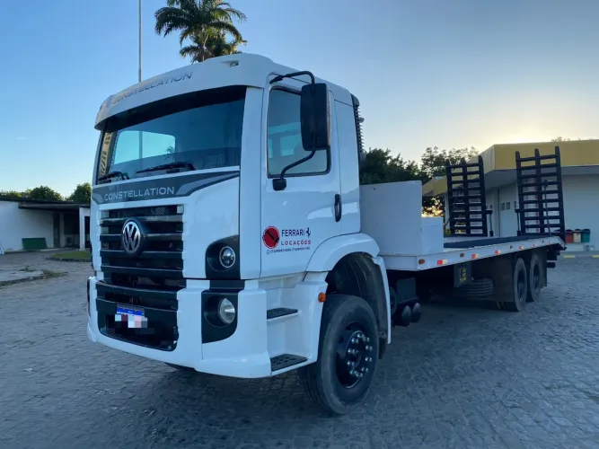 19-320 6x4 Caminhão prancha fixa