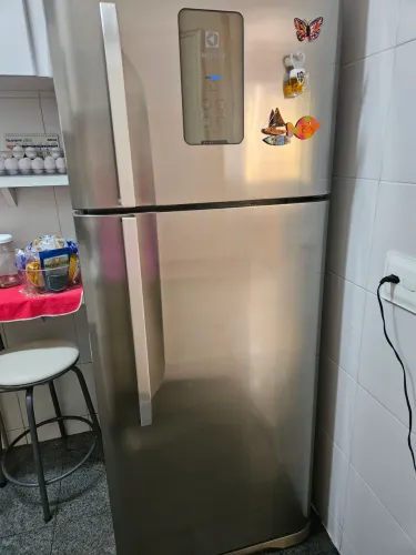 Geladeira electrolux 490L