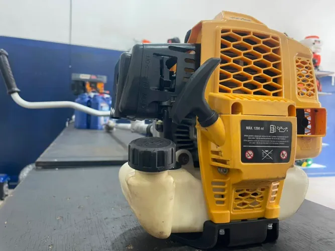 Roçadeira Vonder 52Cc
