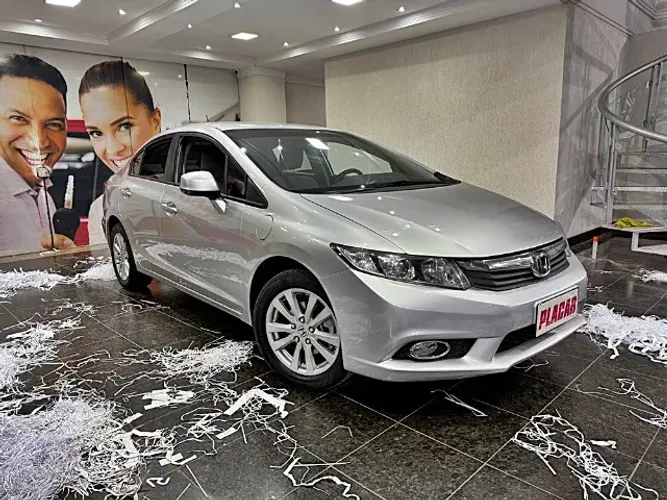 Honda Civic Sedan LXS 1.8/1.8 Flex 16V Mec. 4P 2013