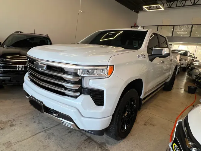 Chevrolet Silverado High Country 5.3 V8 AWD Aut. 2026