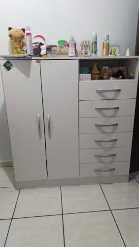 Móveis usados em ótimo estado.
