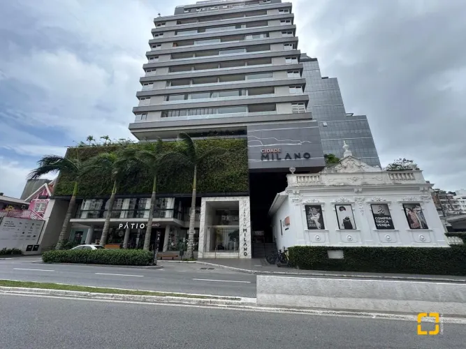 Studio de alto padrão a venda pronto para morar ou investir no centro de Florianópolis-SC