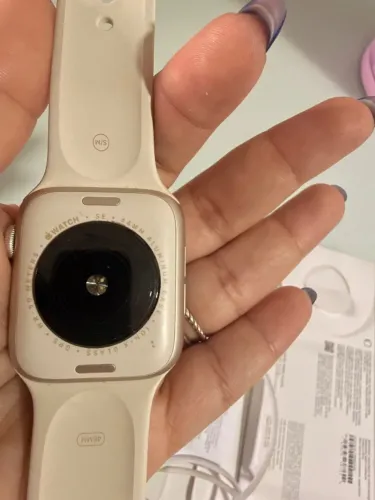 Relógio Apple 11 44mm usado por três meses bateria 100 por cento 