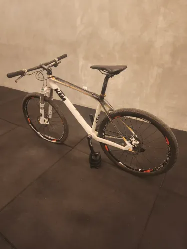 BIKE KTM CARBONO 27.5 TAM 18