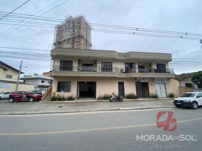 Sala para Locação em Morretes, Itapema | 168m² e 1 Banheiro