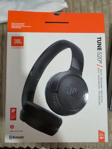 FONE JBL TUNE 520BT - SEMINOVO