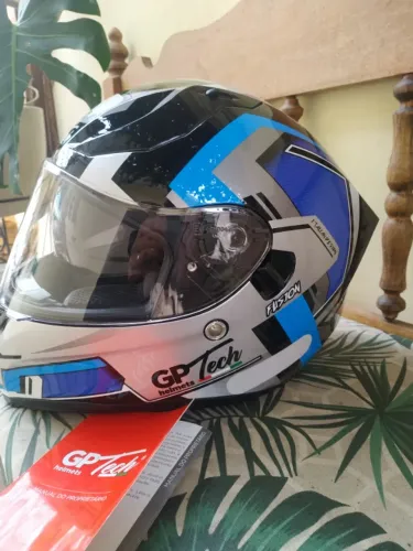 Capacete GP Tech Hemets 