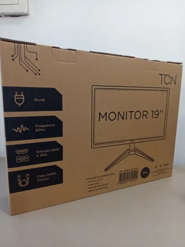 Monitor 19 polegadas led saída HDMI VGA novo