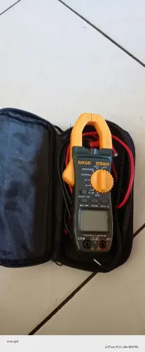 Alicate amperímetro da HIKARI 