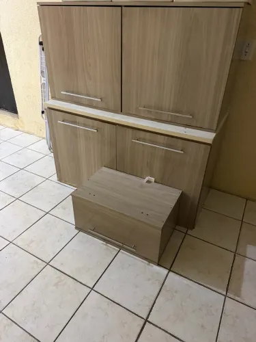 Vendo armário usado
