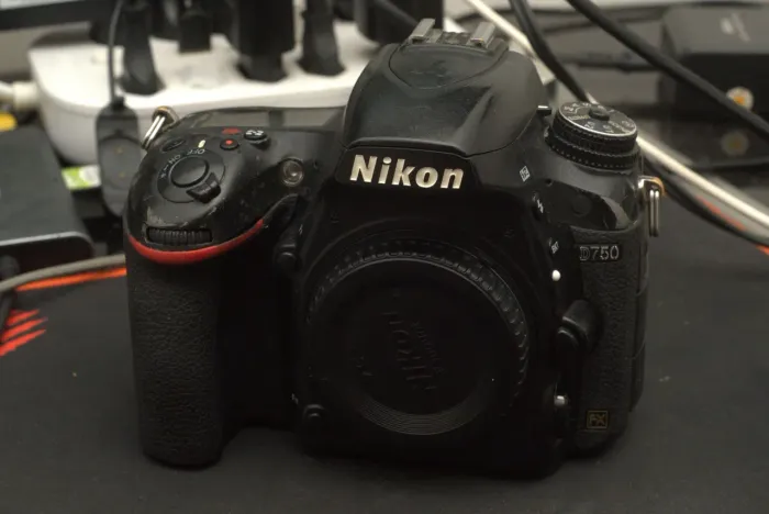 Nikon D750 (apenas corpo)
