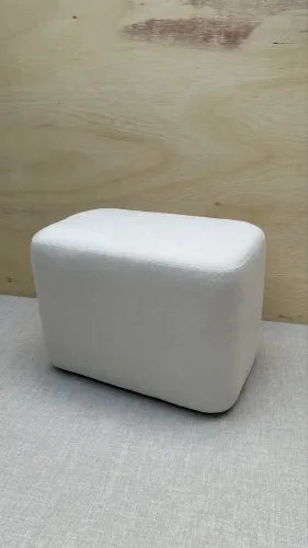 Puff Orgânico Bouclé 60x40 | Novo e Pronta Entrega