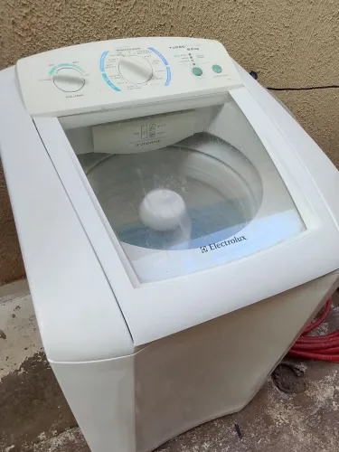 Máquina de lavar Electrolux 09 kg