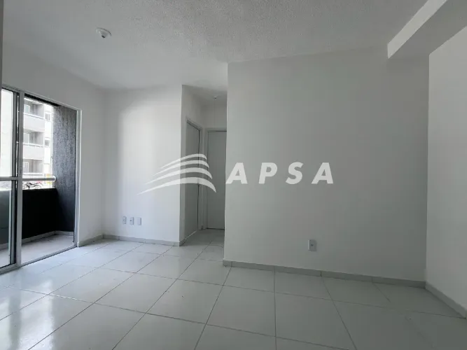 NO TÉRREO E COM UMA ÁREA DE LAZER COMPLETA, ESTE APARTAMENTO DE 47M² NO GRAN VILLAGE EUSÉB