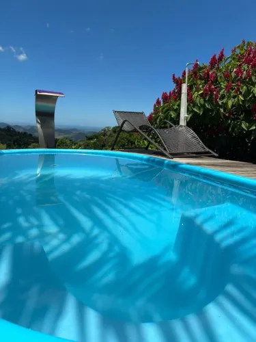 Vendo piscina com hidro
