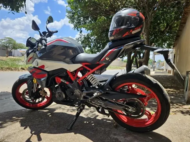 Moto BMW G310R 2022