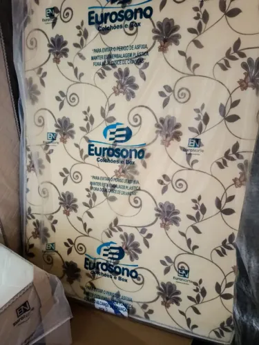 Colchão de casal novo espuma bem macio