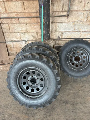 Jogo de rodas aro 16 5 furos