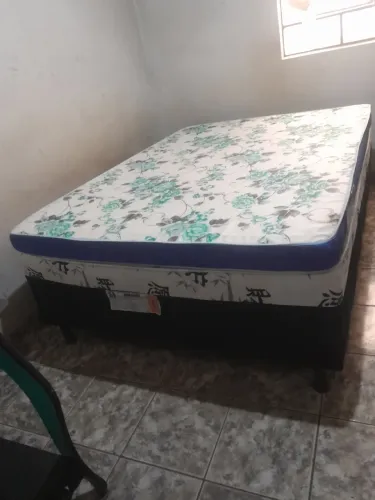 CAMA DE CASAL BOX COM COLCHÃO-ÓTIMO ESTADO DE CONSERVAÇÃO