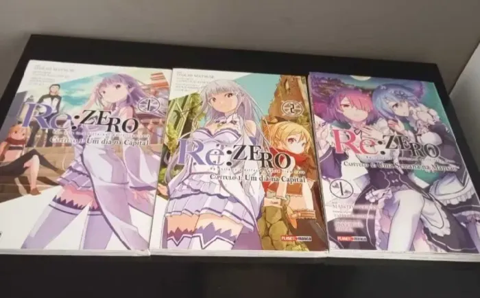 kit mangas re:zero (volumes 1 e 2 capítulo 1, e volume 1 capítulo 2)