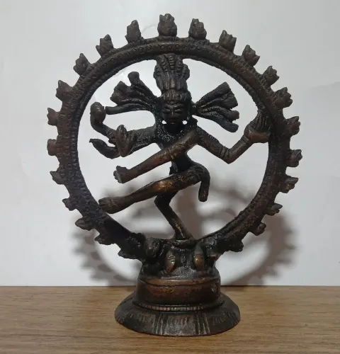 Estátua Shiva Nataraja made in Índia 10x8,5x3,2 em metal