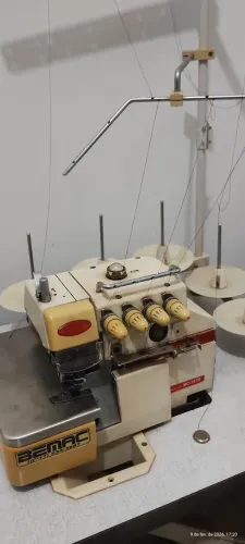 Máquina de costura interlock 2 agulhas