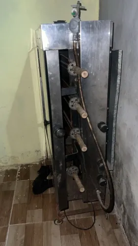Vendo máquina de assar frango