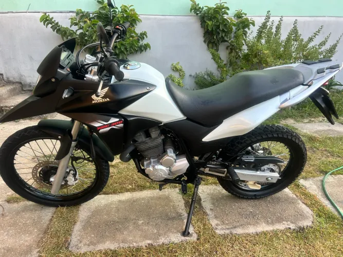 Xre 300