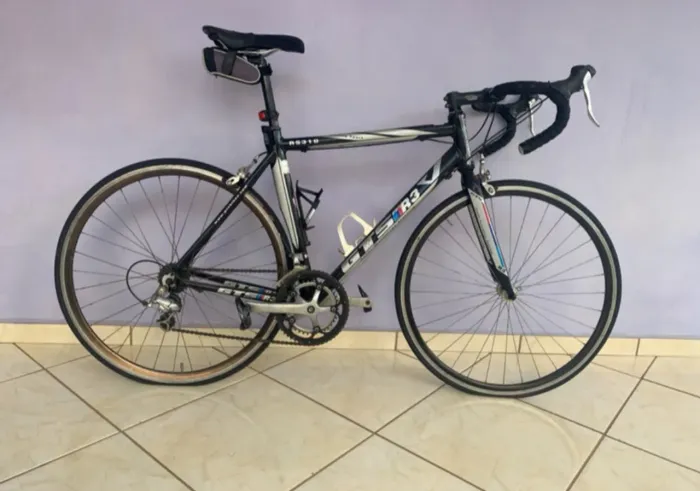 Bicicleta SPEED RS310 Edição Especial.