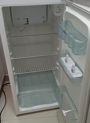Geladeira/Refrigerador Electrolux Cycle Defrost - Duplex 260L DC34