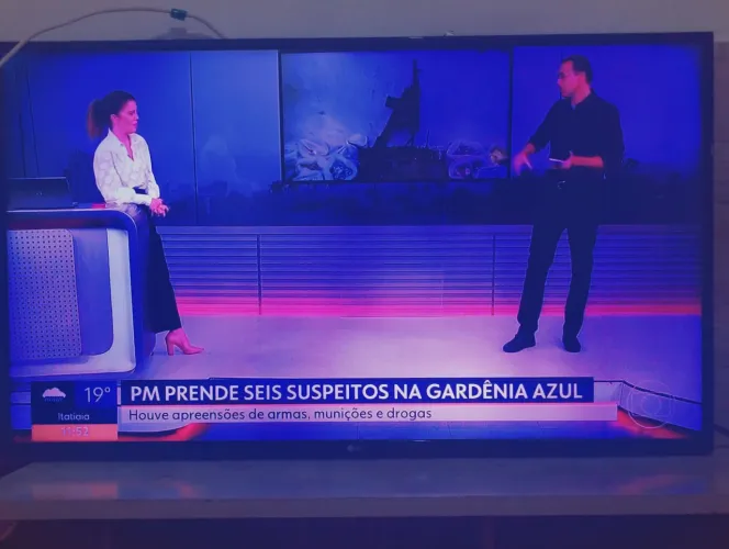 Tv LG plasma 50 polegadas 