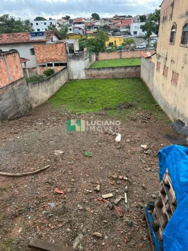 LOTE À VENDA Bairro Santa Mônica 360 m²