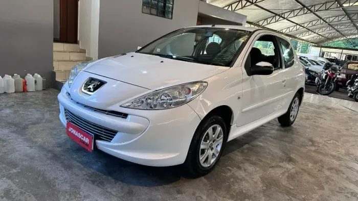 Peugeot 207 XR 1.4 Flex 8V 3P 2013