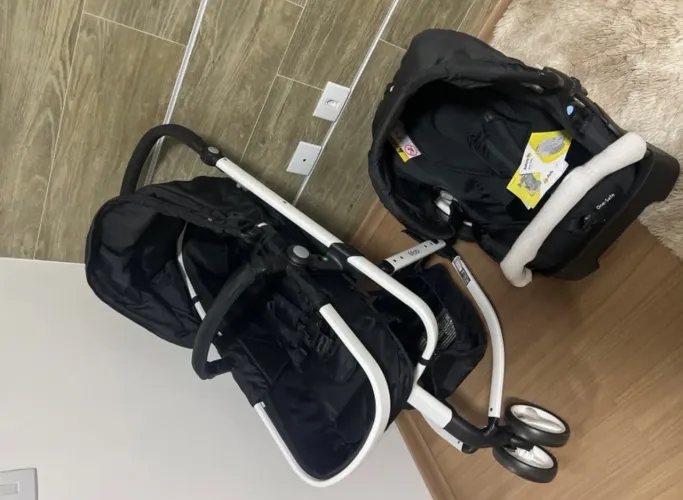 Carrinho + bebê conforto safety